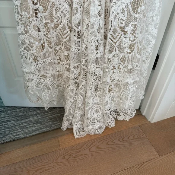 Tara Lauren Spring 2017 Strapless Lace Over Satin with Train Wedding Dress Sz 10 - Picture 10 of 15